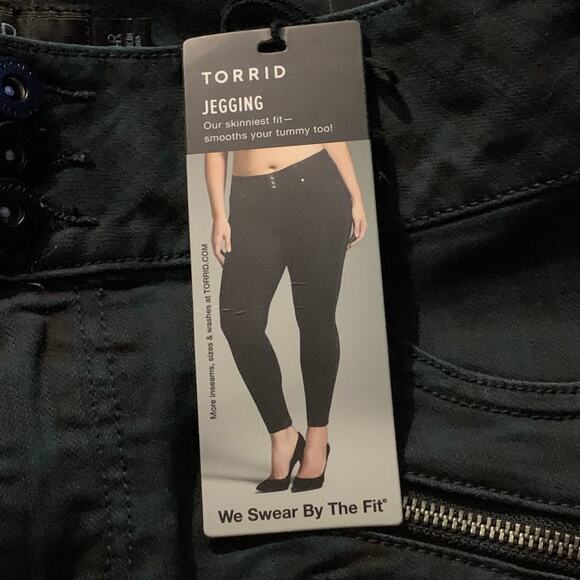 Torrid Denim Jegging  Moto Zip Plaid 14r - Picture 5 of 12